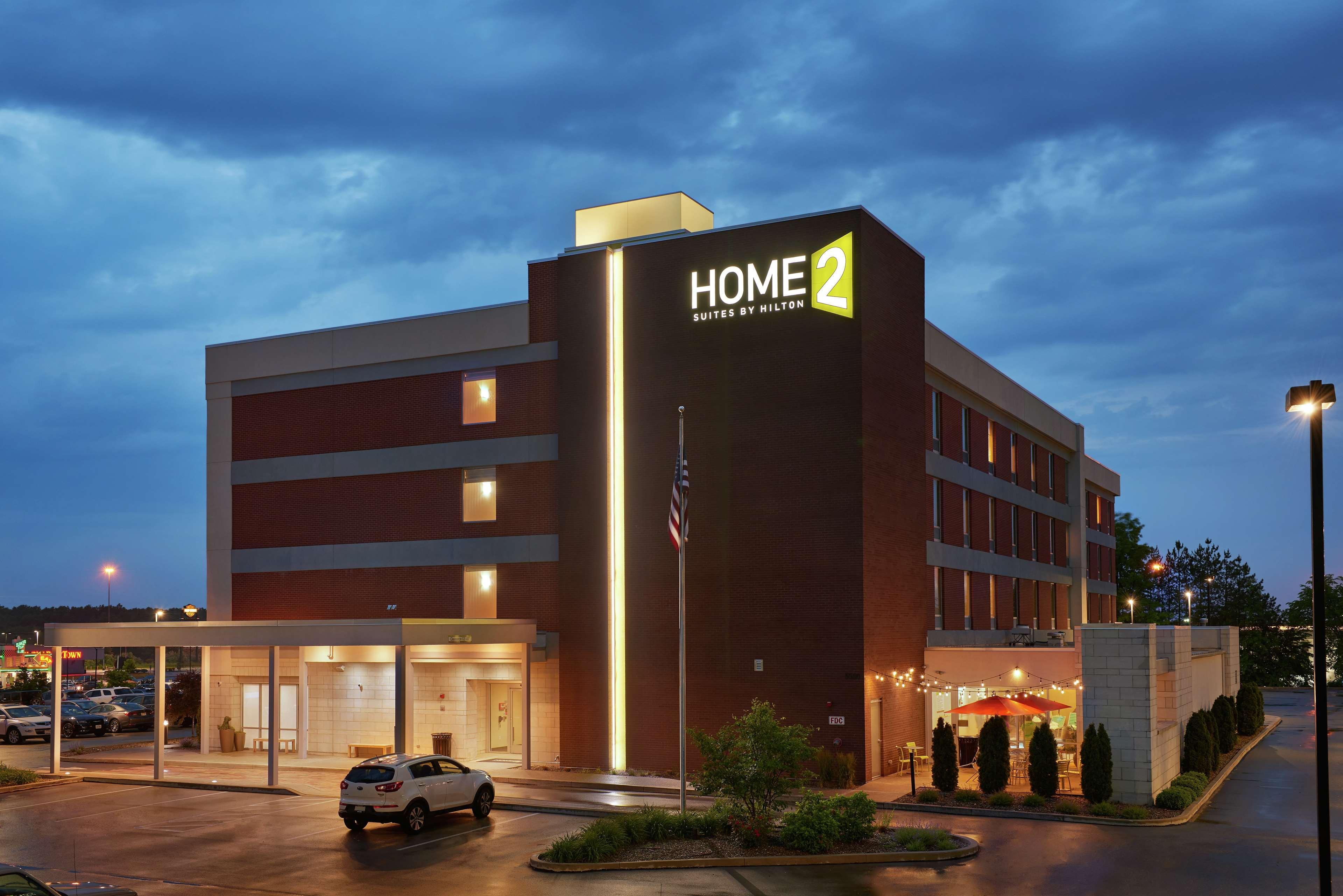 Home2 Suites By Hilton Youngstown Bagian luar foto